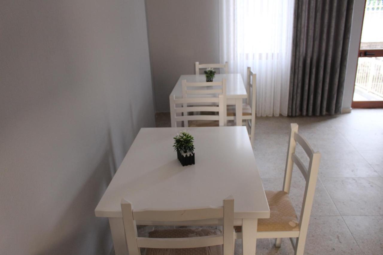 Hotel Vila Maledhi Берат Екстериор снимка