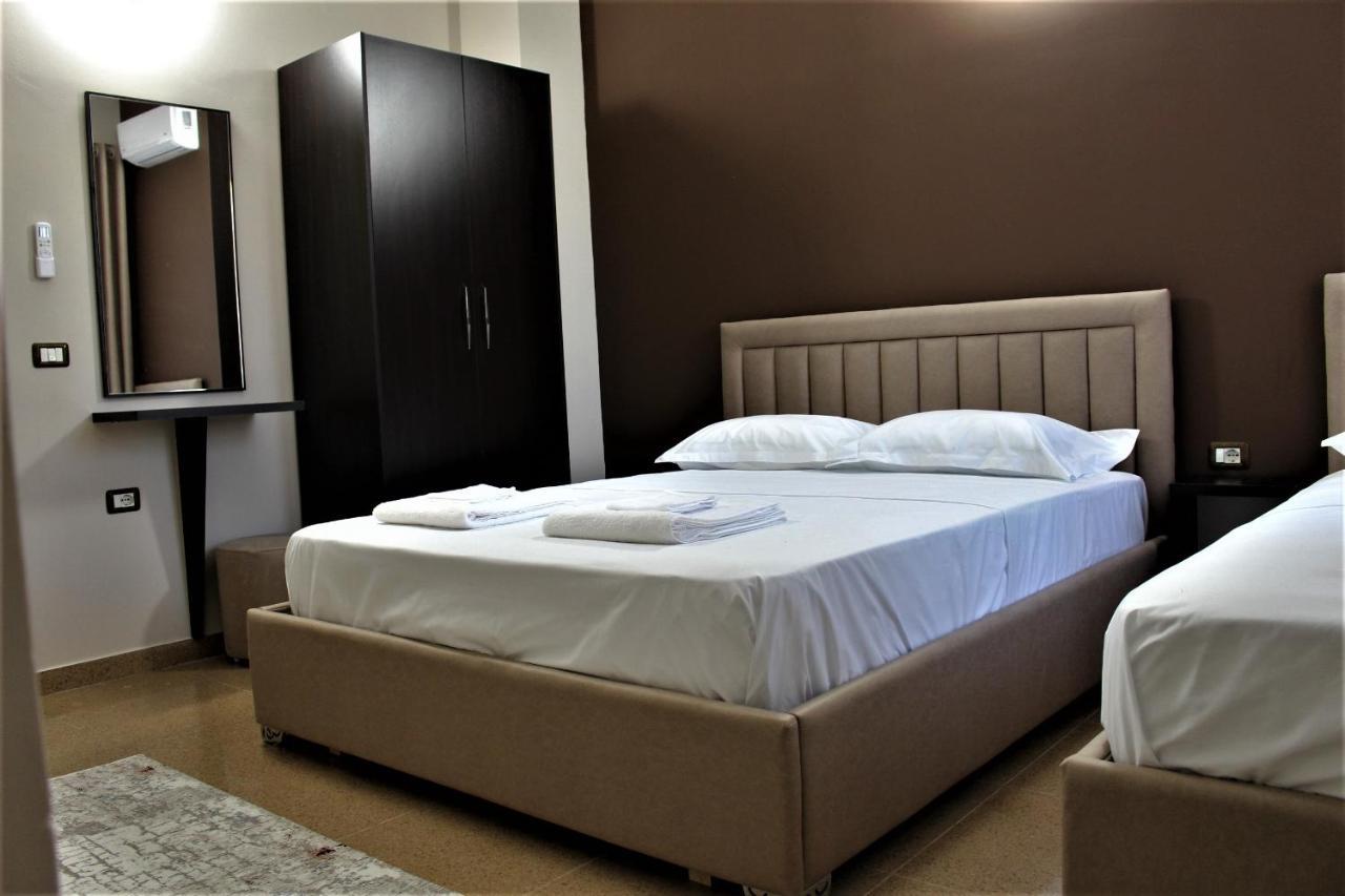 Hotel Vila Maledhi Берат Екстериор снимка