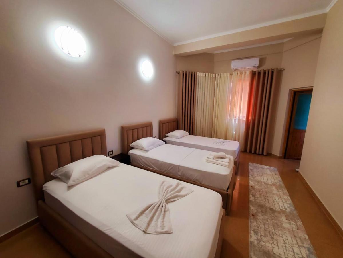 Hotel Vila Maledhi Берат Екстериор снимка